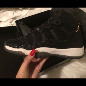 Air Jordan 11 PRM Heiress Black Stingray